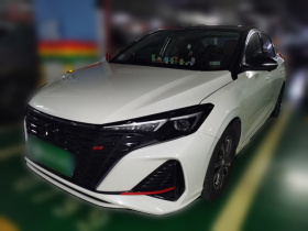 长安 逸动 2022款 PLUS 蓝鲸NE 1.4T GDI DCT尊贵版