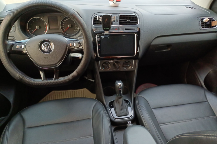 大众 Polo 2018款 1.5L 自动安享型中控内饰7002