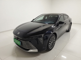 别克 君越 2025款 28T 白金版