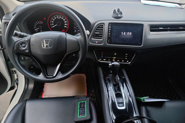 本田 缤智 2020款 220 TURBO CVT精英版中控内饰12