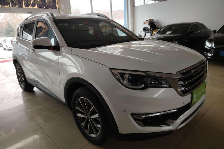 捷途X70 2018款 1.5T 手动畅行版车身外观3