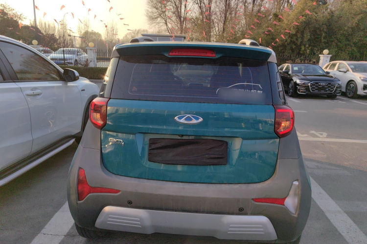 奇瑞 小蚂蚁 2021款 20万蚁粉款 元气版 三元锂 301km车身外观6