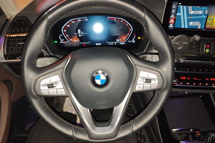 宝马X3 2021款 xDrive25i 豪华套装中控内饰13