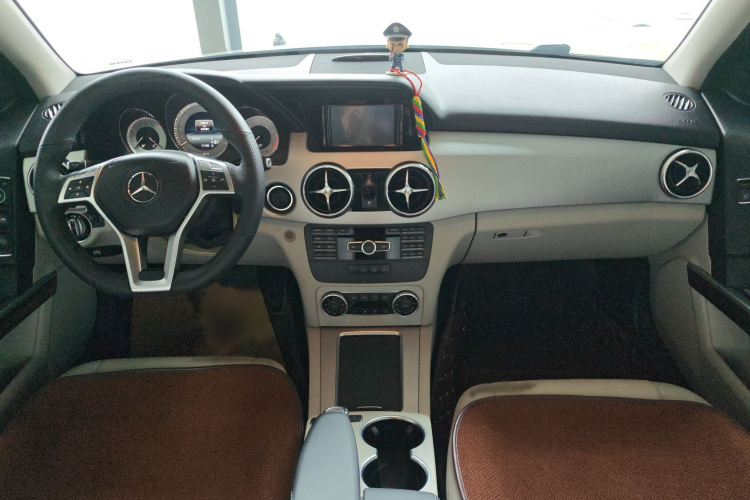 奔驰GLK级 2014款 GLK 200 标准型中控内饰7003