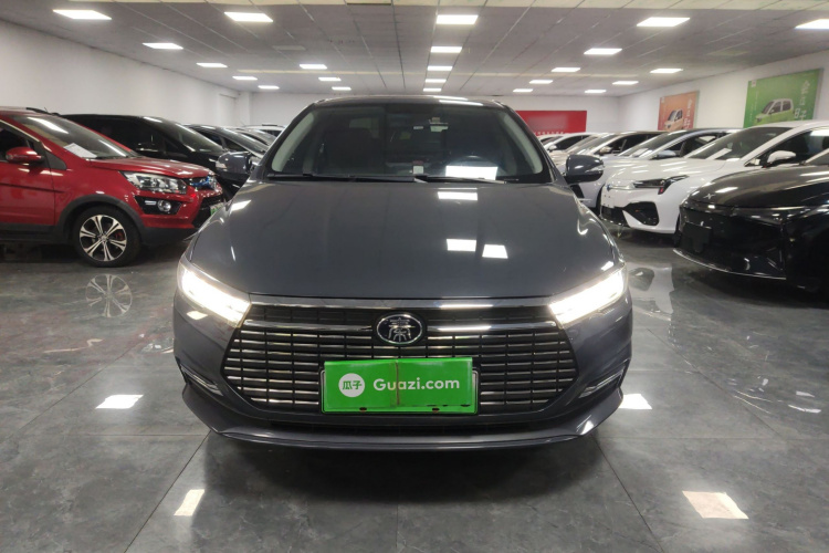 比亚迪 秦新能源 2019款 高续航版 尊贵型车身外观2