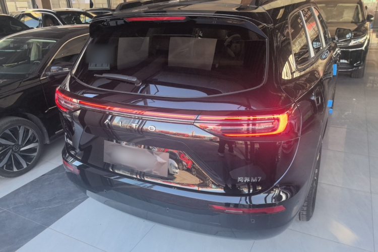 鸿蒙智行 问界M7 2024款 1.5T 智驾后驱Pro版 5座车身外观6005