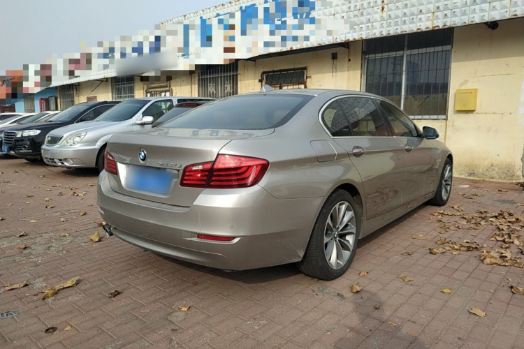 宝马5系 2017款 528Li 领先型车身外观7