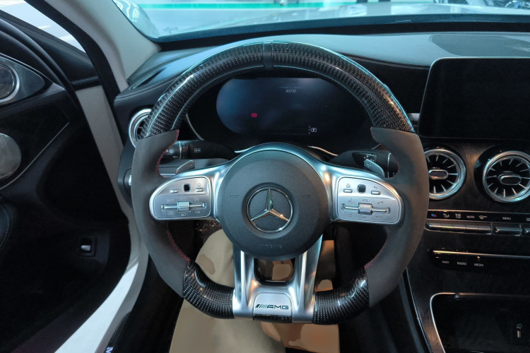 奔驰C级 2020款 改款 C 260 L 运动版局部细节13