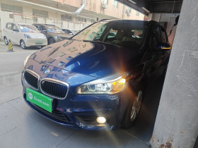 宝马2系旅行车 2016款 218i 领先型