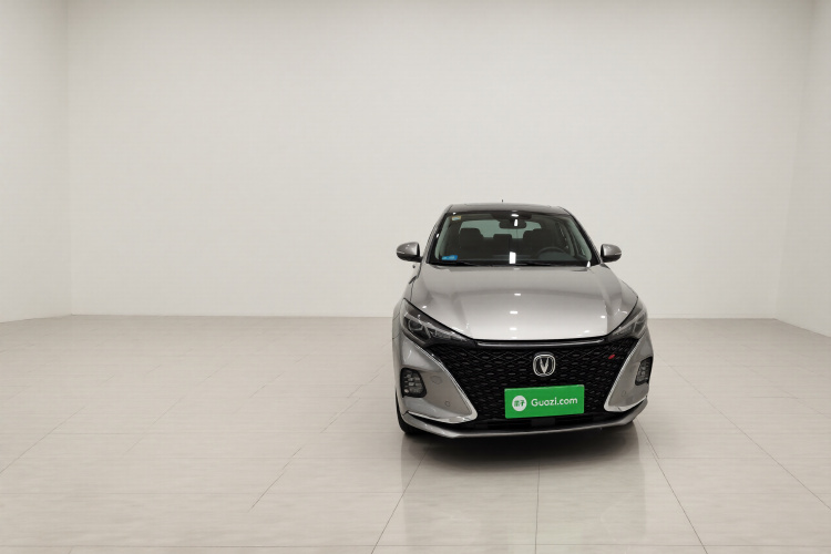 长安 逸动 2020款 PLUS 蓝鲸NE 1.4T GDI DCT尊贵型车身外观2