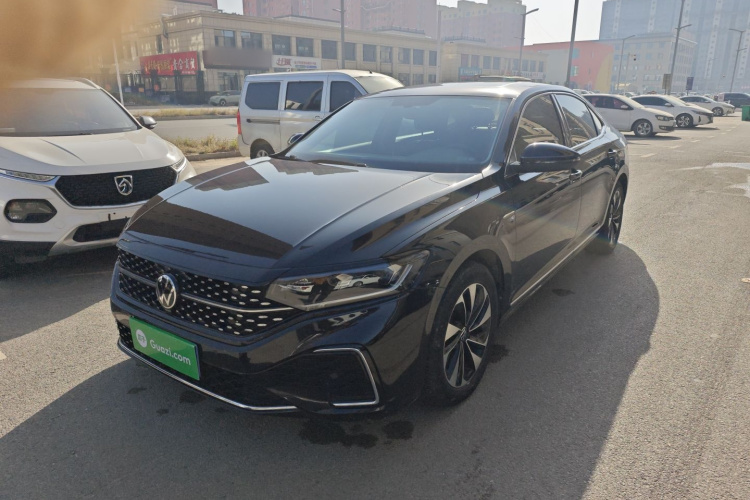 大众 帕萨特 2022款 330TSI 星空精英版车身外观1