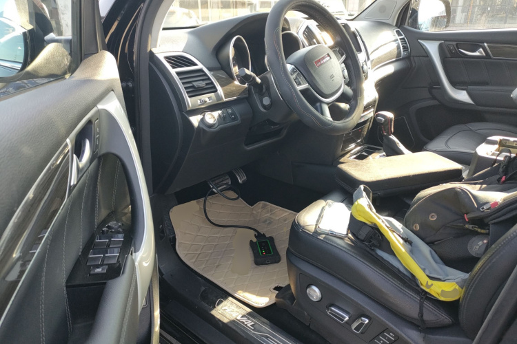 哈弗H9 2015款 2.0T 四驱豪华型 7座中控内饰19