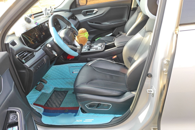 北京汽车 北京X7 2022款 1.5TD DCT致尚版中控内饰19