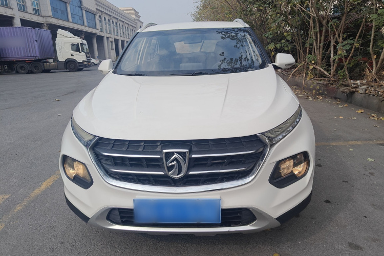 宝骏510 2017款 1.5L 手动时尚型车身外观2