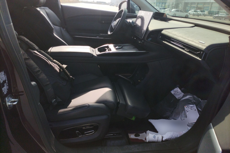 昊铂HT 2023款 670 后驱特高压NDA版局部细节41