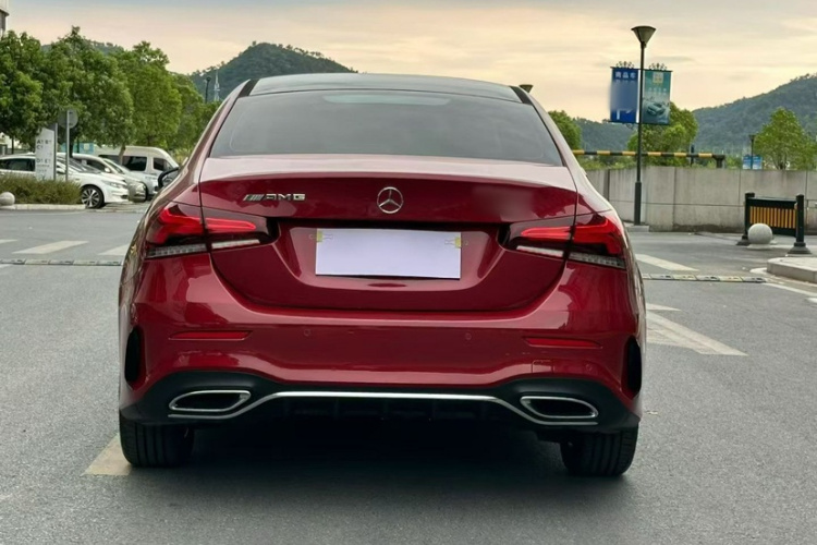 奔驰A级 2020款 改款 A 200 L 运动轿车动感型车身外观6007