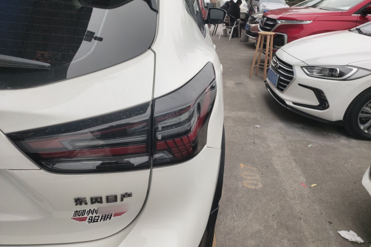 日产 逍客 2025款 荣誉 2.0L CVT XV真心版车身外观6006