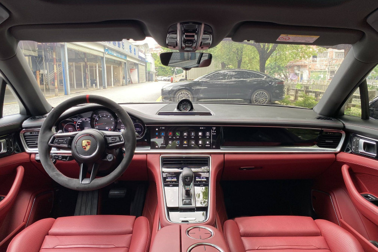 保时捷 2023款 Panamera 行政加长铂金版 2.9T中控内饰7006