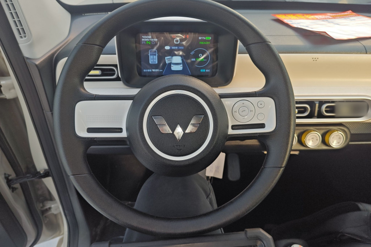 五菱汽车 宏光MINIEV 2024款 第三代 215km 青春版中控内饰13