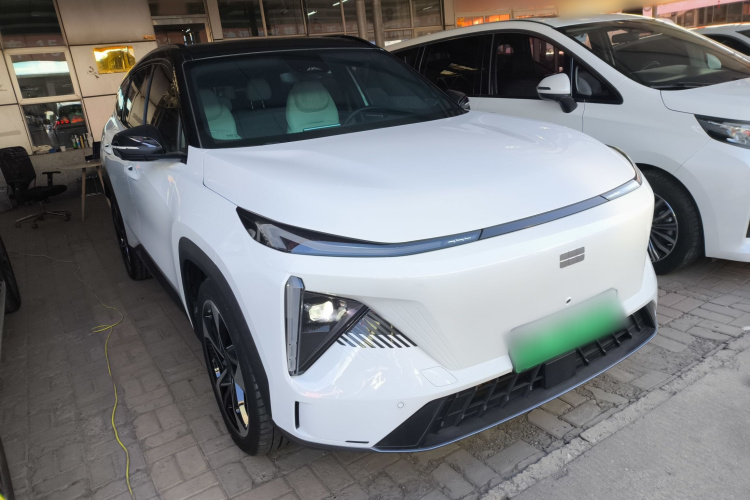 吉利银河 银河L7 2023款 1.5T 115km 星舰车身外观3