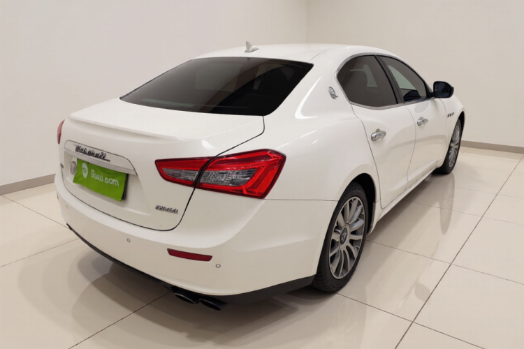 玛莎拉蒂 Ghibli 2014款 3.0T 标准版车身外观7