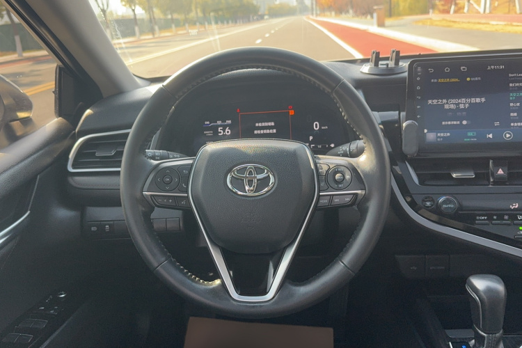 丰田 凯美瑞 2021款 双擎 2.5HG 豪华版局部细节13