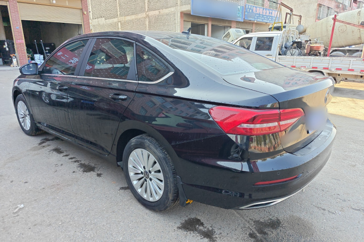 大众 朗逸 2021款 1.5L 自动舒适版车身外观4