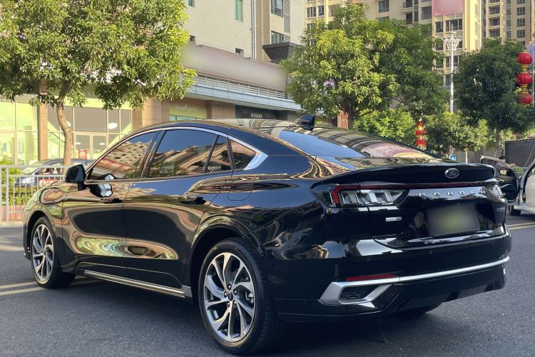 福特 蒙迪欧 2022款 改款 EcoBoost 245 至尊型车身外观6004