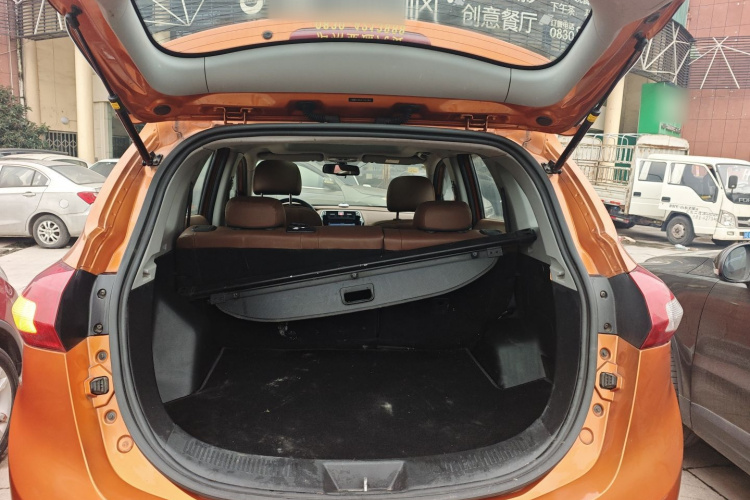 北汽威旺S50 2016款 1.5T CVT欢动尊贵型机舱底盘23