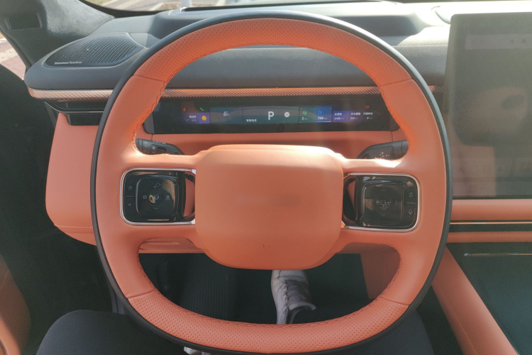 领克900 2025款 1.5T Ultra中控内饰13