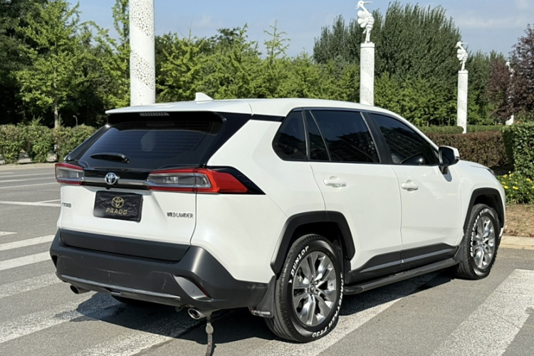 丰田 威兰达 2020款 2.0L CVT两驱豪华版车身外观6005