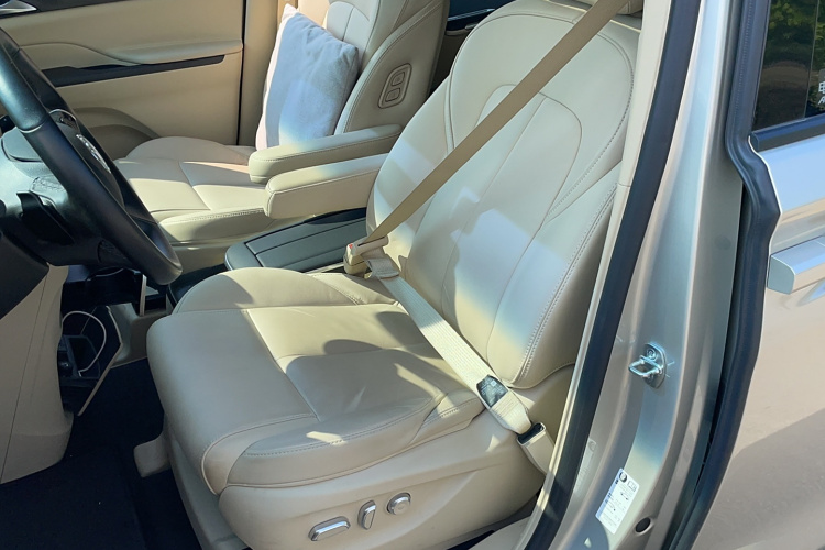 别克GL8 2022款 ES陆尊 653T 尊享型局部细节19