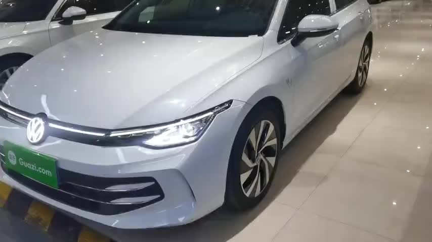 大众 高尔夫 2025款 300TSI Pro实拍1