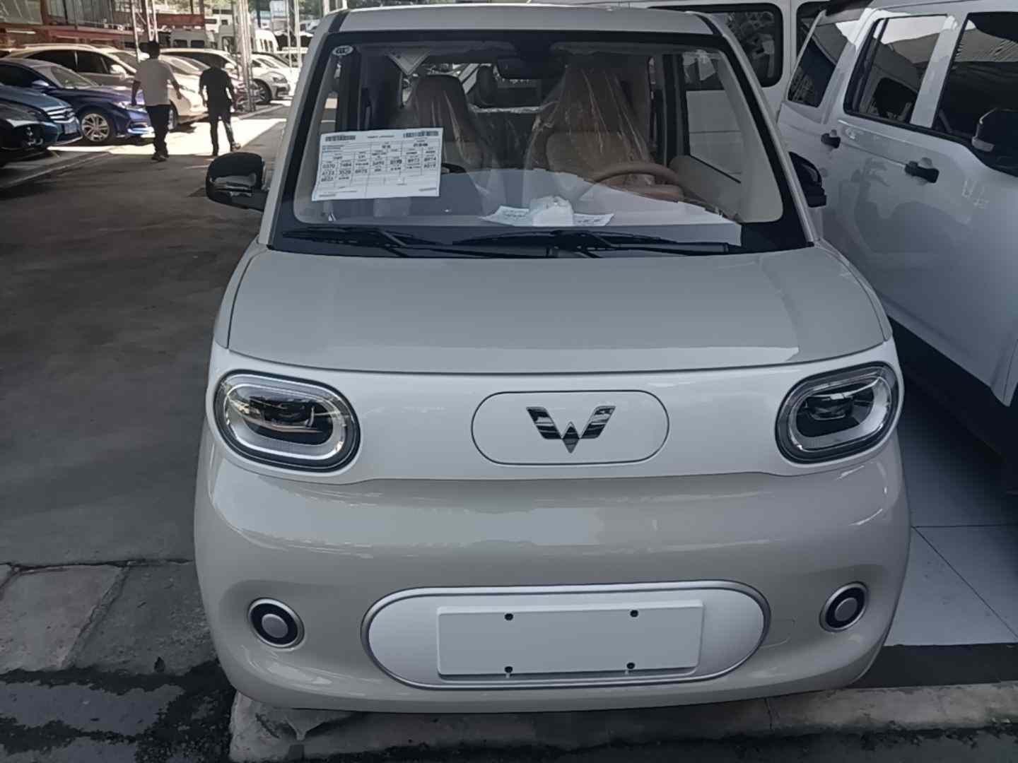 五菱汽车 宏光MINIEV 2024款 第三代 215km 青春版(1)