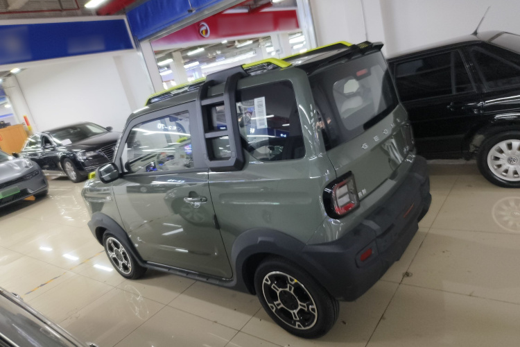 吉利银河 2025款 210km 熊猫骑士车身外观6003