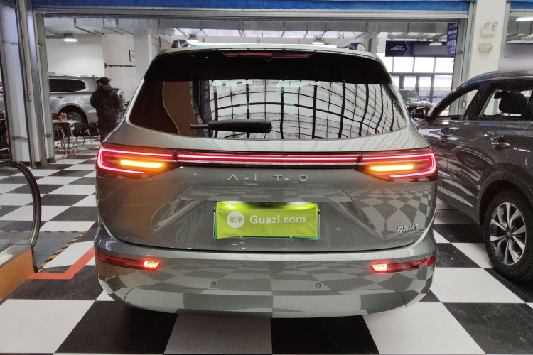 鸿蒙智行 问界M7 2024款 1.5T 智驾四驱Ultra版 5座车身外观6