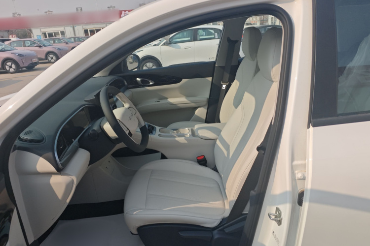 吉利银河 星愿 2026款 310km 青春版中控内饰7001