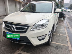 北京汽车 绅宝X65 2015款 2.0T 自动精英型