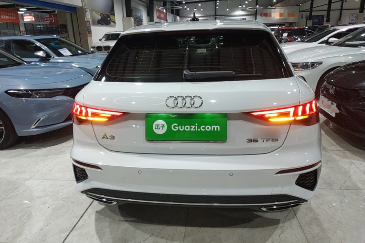 奥迪A3 2022款 Sportback 35 TFSI 时尚运动型车身外观6004