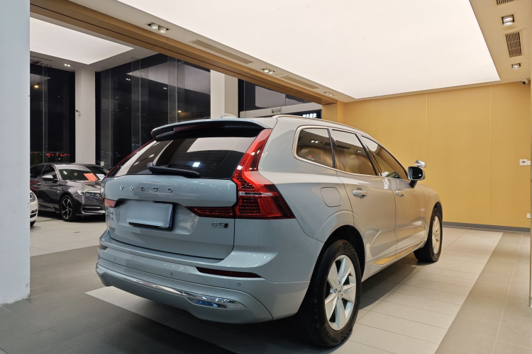 沃尔沃XC60 2022款 B5 四驱智逸豪华版车身外观6003