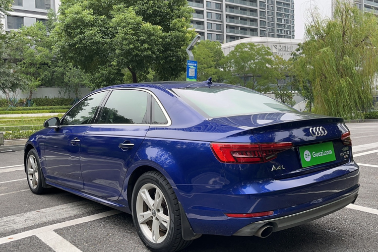 奥迪A4L 2017款 Plus 40 TFSI 进取型车身外观6004