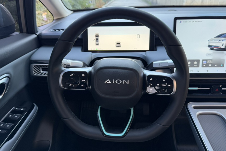 埃安 AION Y 2025款 Plus 510 智享版中控内饰7002