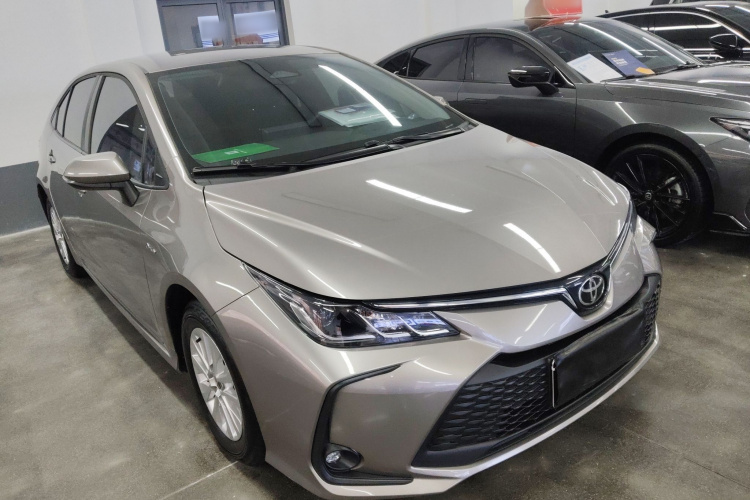 丰田 卡罗拉 2024款 1.8L 智能电混双擎 先锋版车身外观3