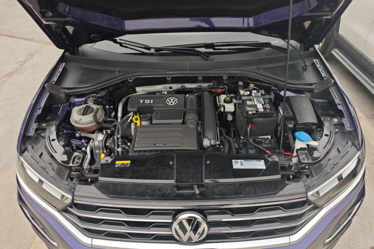 大众 T-ROC探歌 2018款 280TSI DSG两驱进取型 国V机舱底盘24