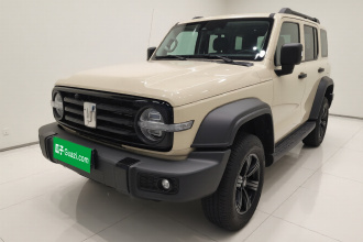 坦克300 2025款 2.0T 征服者