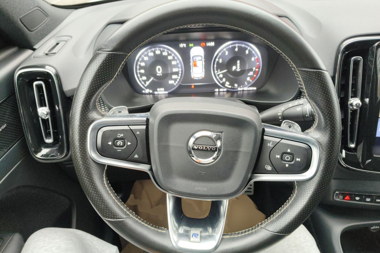 沃尔沃XC40 2020款 T4 四驱智雅运动版局部细节13