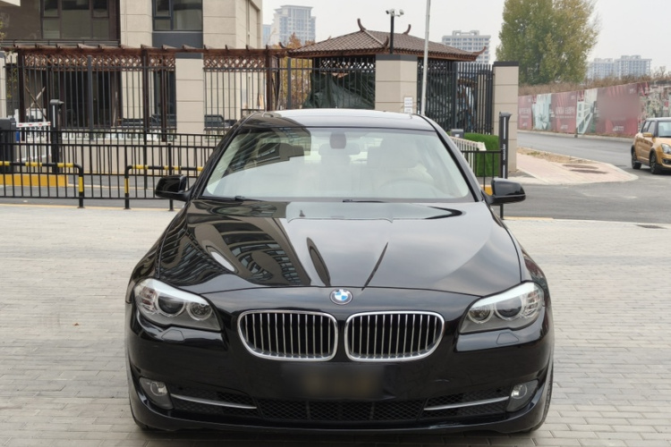 宝马5系 2011款 520Li 典雅型车身外观6005