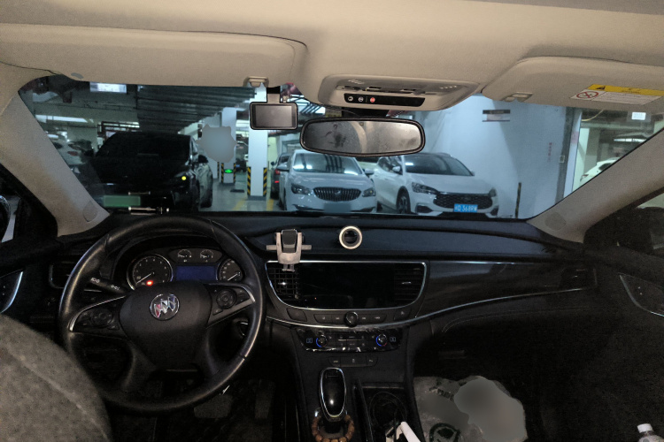 别克 君越 2021款 652T 豪华型中控内饰12