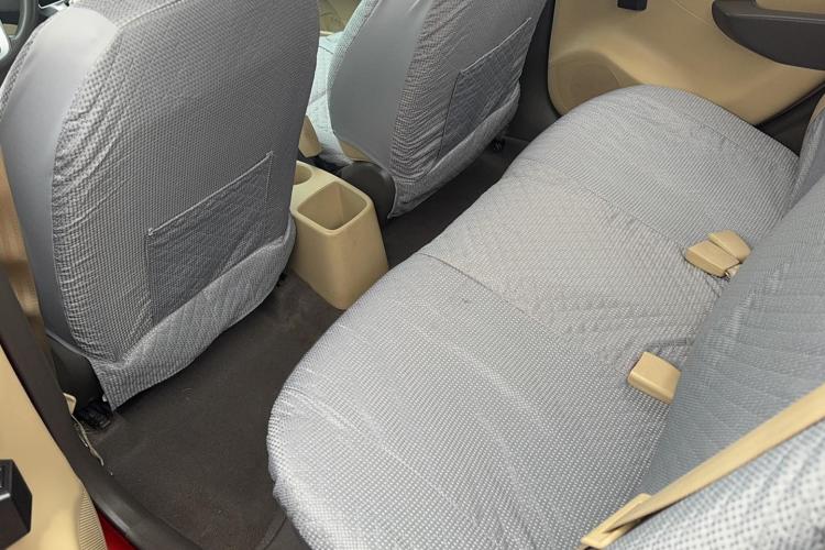 现代 瑞纳 2013款 三厢 1.4L 自动标准型GL中控内饰7001