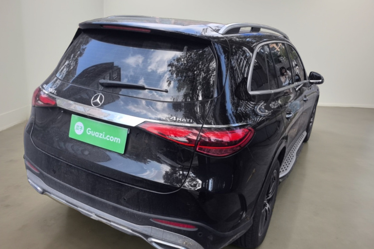 奔驰GLC 2025款 改款 GLC 260 L 4MATIC 豪华型车身外观7